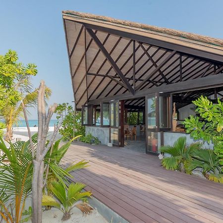 Premier Beach Gulhi Bagian luar foto